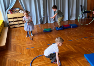 ćwiczenia z hula hop