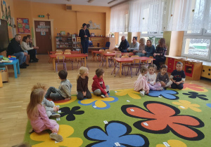 wprowadzenie do tematu zajęć przez panią dyrektor