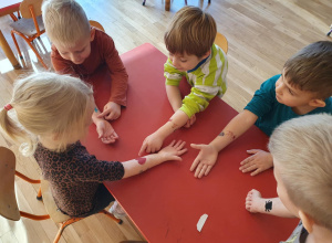 Kreatywna zabawa z firmą „Krodylek