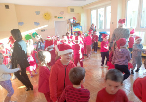 zabawa taneczna w parach