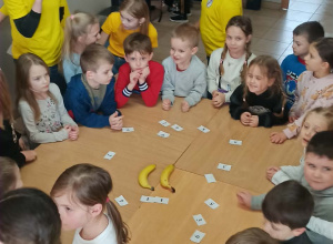 Wycieczka starszaków do Szkoły Podstawowej